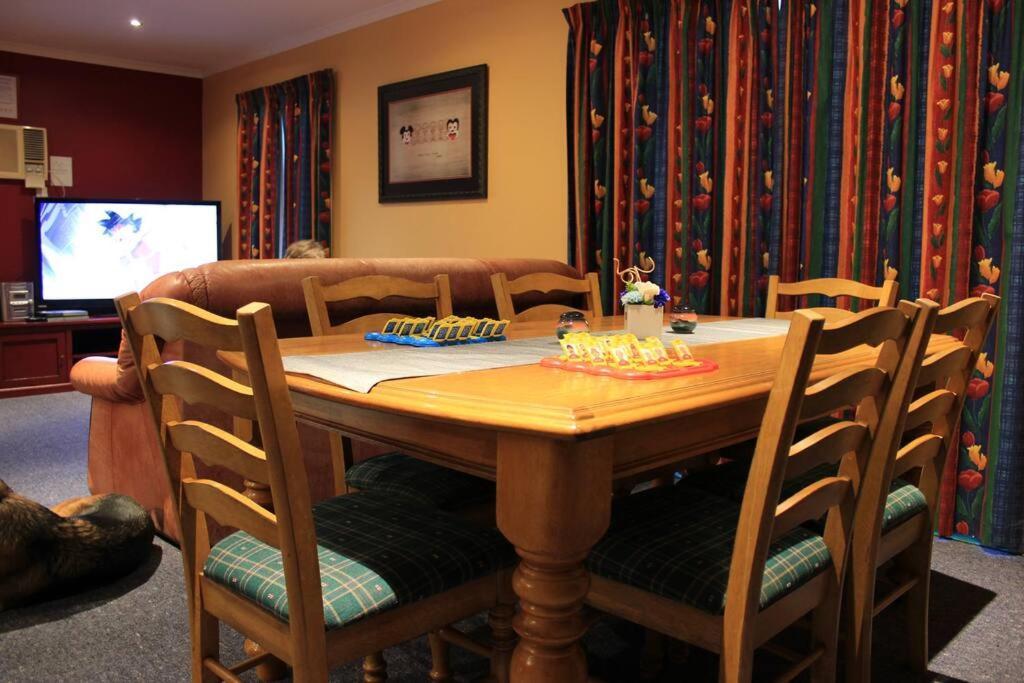 Holiday home Popular Family And Pet Friendly Modern Cosy Bach Wifi Hanmer Springs