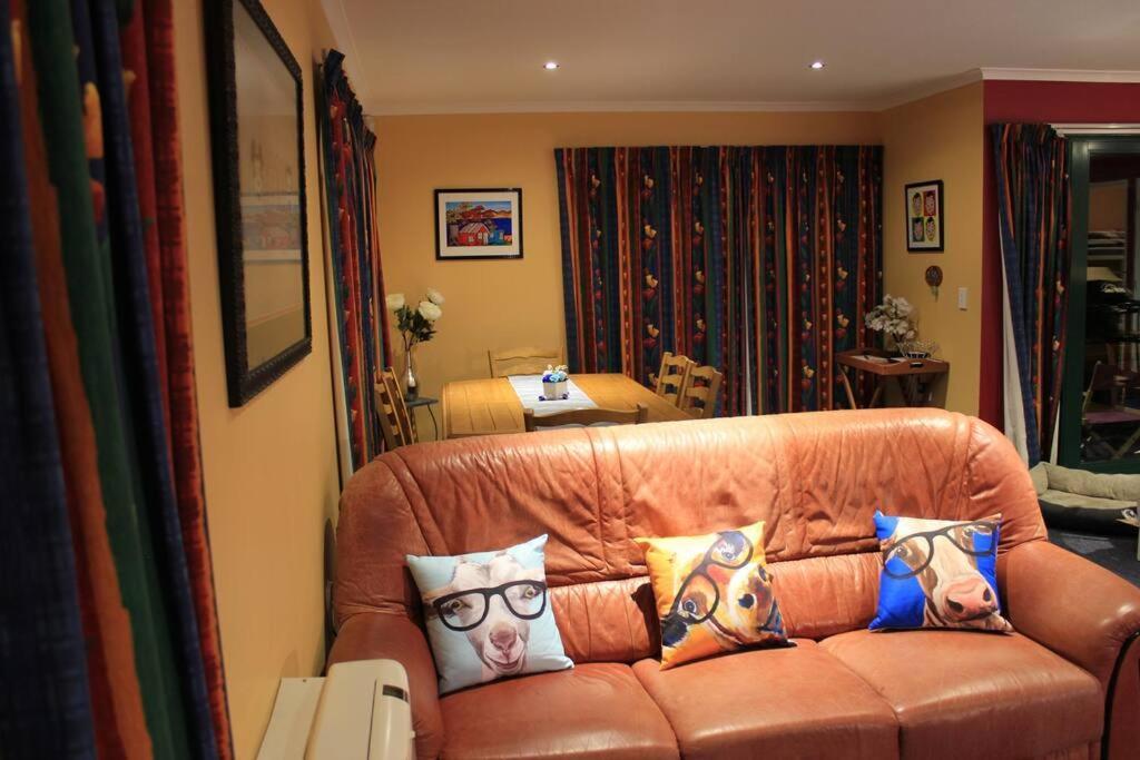 Popular Family And Pet Friendly Modern Cosy Bach Wifi * Hanmer Springs